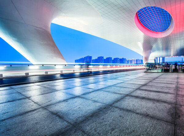 Light traces on traffic at Hangzhou rail station