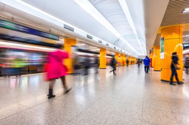 Pekin Çin metro istasyonu