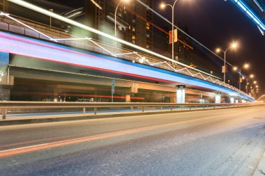 trafik kavşaklarından gece ışık izlemeler