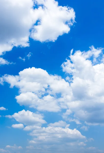 Blue sky and clouds — Stock Photo, Image