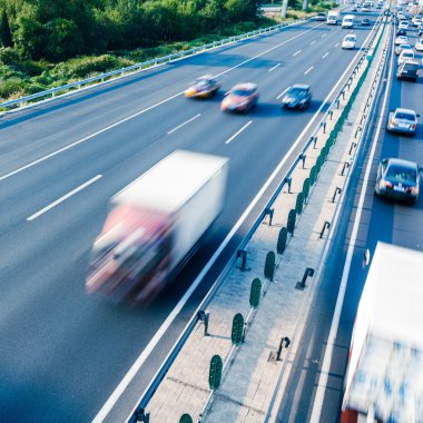 Karayolu üzerinde Beijing Çin otomobil Hareket Bulanıklığı