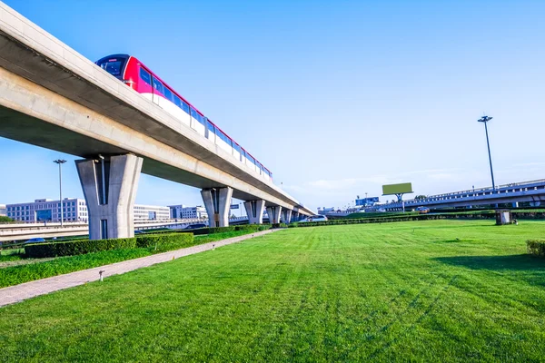 Metro pasar por el aeropuerto de Beijing china — Foto de Stock