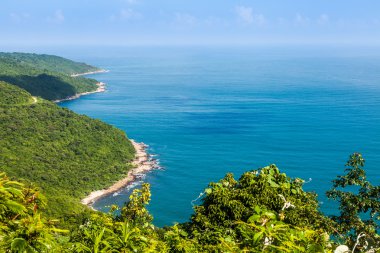 Dağ altında Vietnam, bay