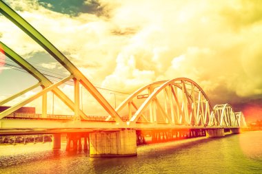 Demiryolu Köprüsü Vietnam