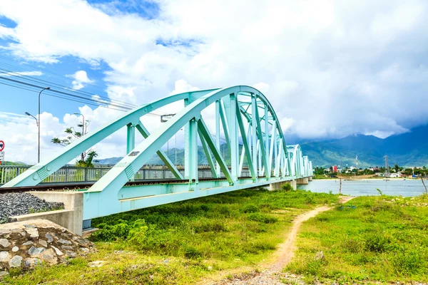 Ponte ferroviária no Vietnã — Fotografia de Stock