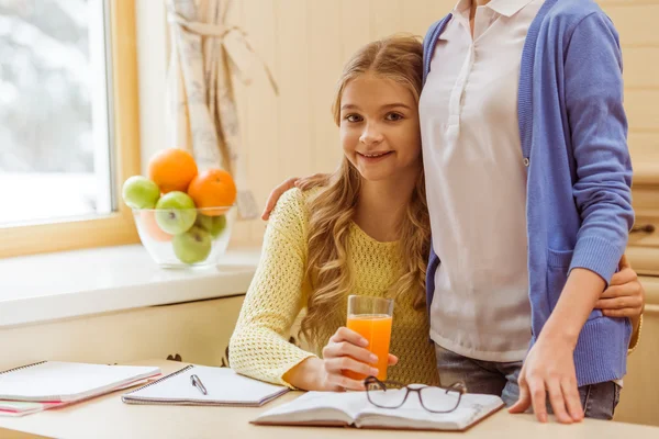 Moeder en dochter — Stockfoto