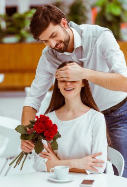 bir tarihte Çift