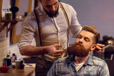 Kuaför dükkanında