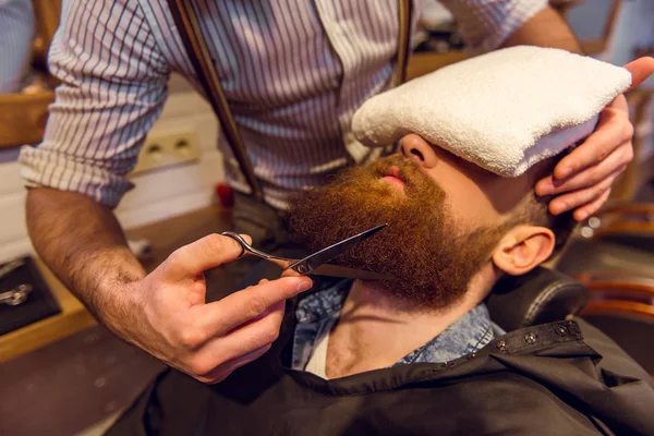 At the barber shop — Stock Photo, Image