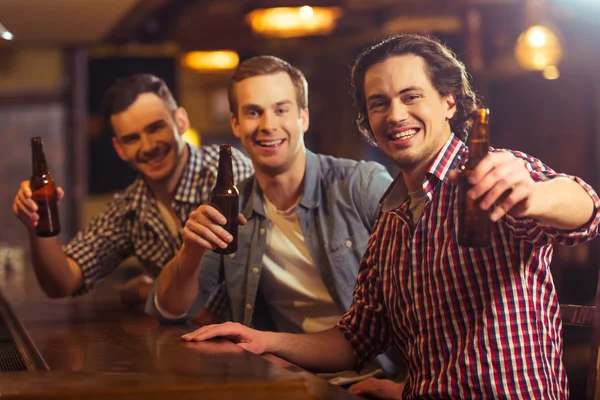 Mannen in pub — Stockfoto