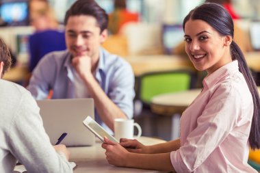 Genç serbest çalışma