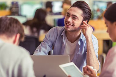 Genç serbest çalışma