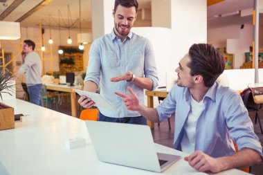 Yakışıklı erkekler çalışma