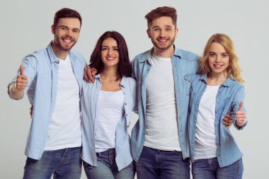 Gençler kot pantolon