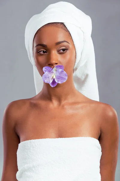 Vackra Afro American girl — Stockfoto