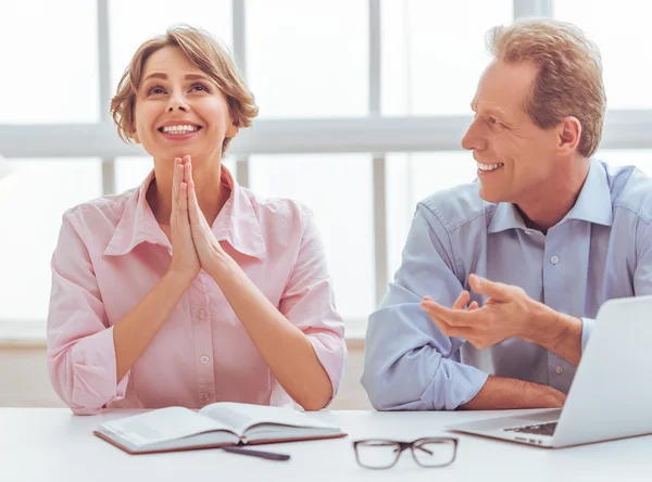 Gente atractiva de negocios — Foto de Stock