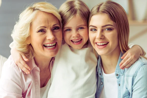 Mamie, maman et fille — Photo