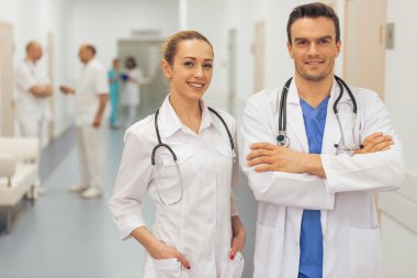 Güzel genç doktorlar