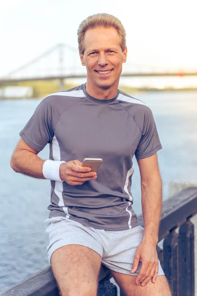 Hombre guapo durante la carrera de la mañana —  Fotos de Stock