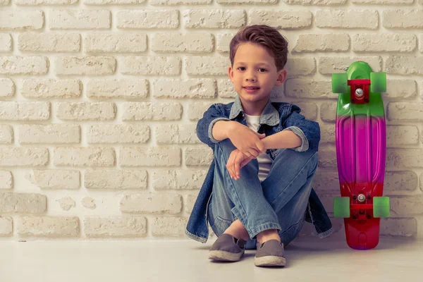 şık küçük çocuk