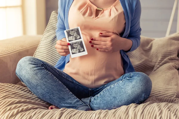 美しい妊婦 — ストック写真