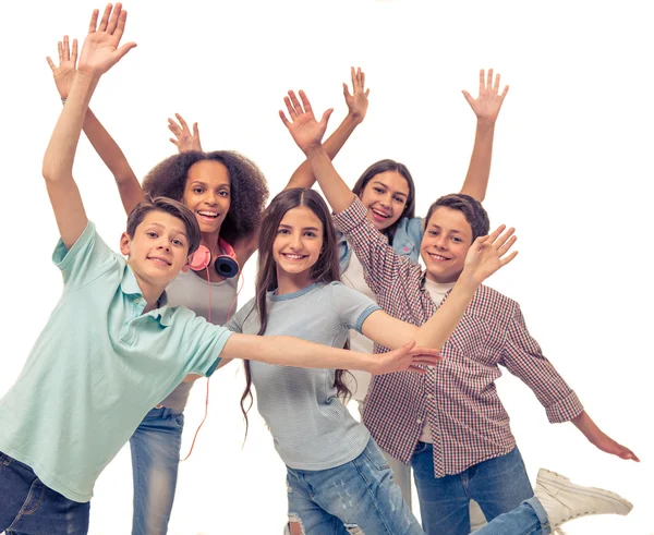 Grupo de adolescentes — Fotografia de Stock