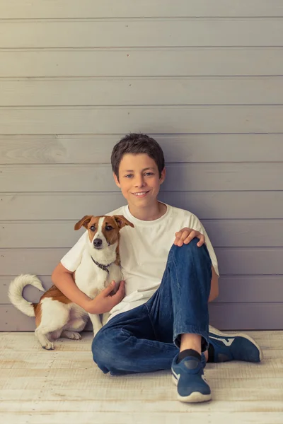 Boy and dog — Stock Photo, Image