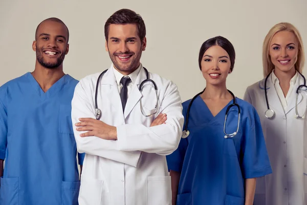 Group of medical doctors — Stock Photo, Image