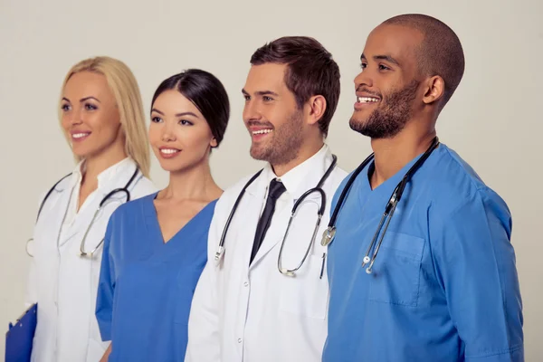 Grupo de médicos médicos — Fotografia de Stock