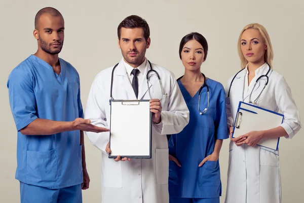 Group of medical doctors — Stock Photo, Image