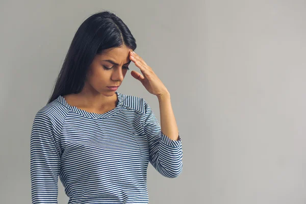 Bela jovem menina — Fotografia de Stock