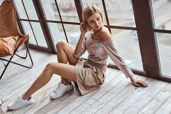 Portrait Young Beautiful Girl Sitting Floor Big Panoramic Window Smile — Stock Photo, Image