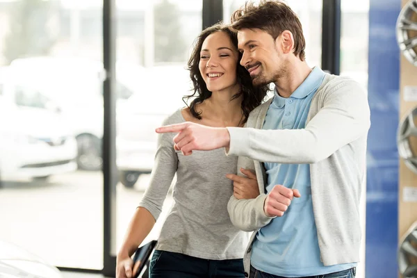 Car sales — Stock Photo, Image