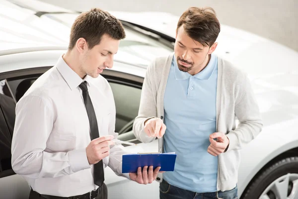 Car sales — Stock Photo, Image