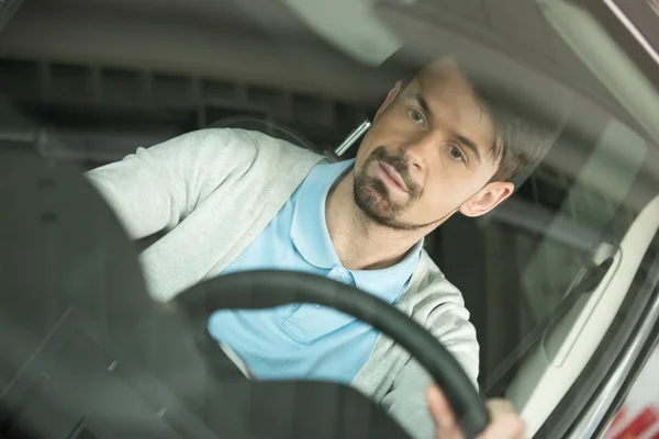 Car sales — Stock Photo, Image