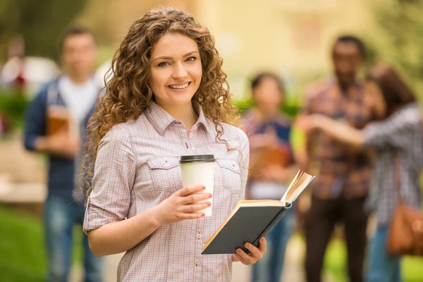 Students outdoors — Stock Photo, Image