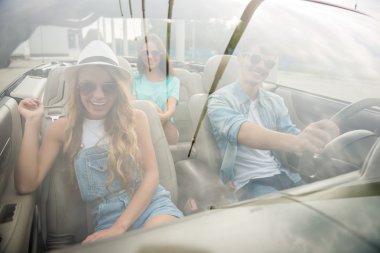 Arkadaşlar Cabriolet