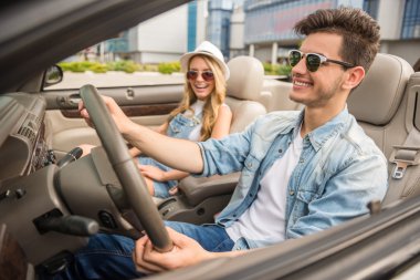 Arkadaşlar Cabriolet