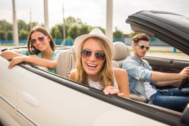 Arkadaşlar Cabriolet