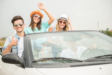 Arkadaşlar Cabriolet