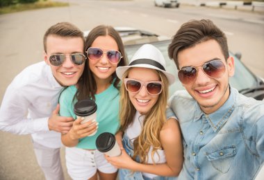 Arkadaşlar Cabriolet