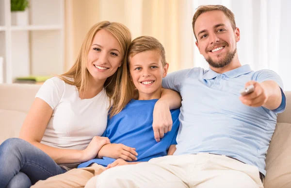 Família em casa — Fotografia de Stock