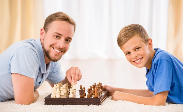 Família em casa — Fotografia de Stock