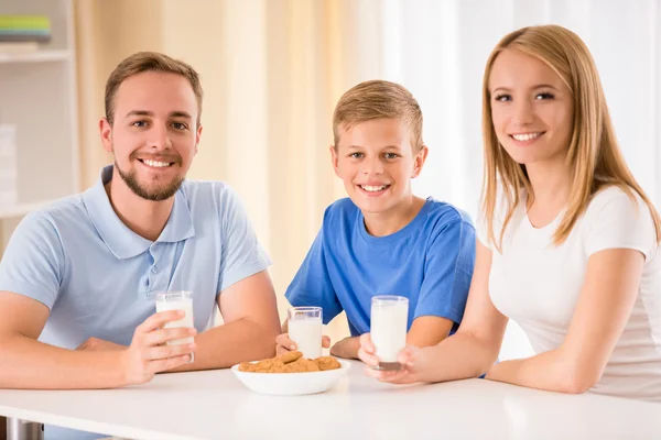 Family at home — Stock Photo, Image