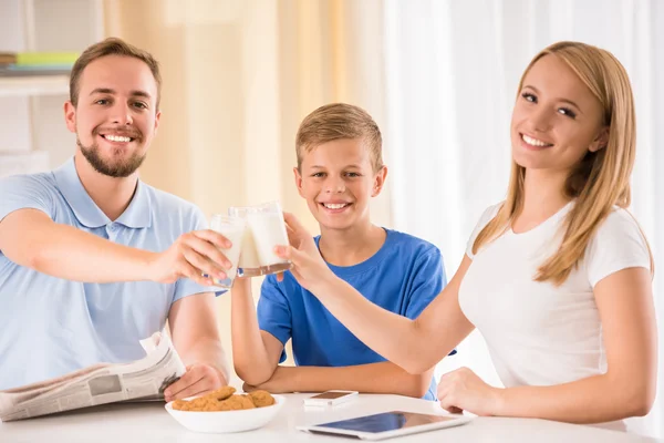 Family at home — Stock Photo, Image