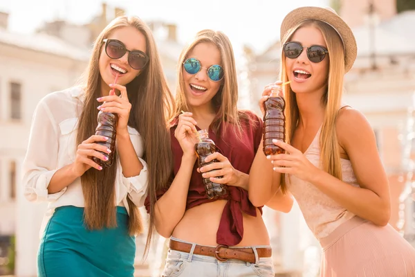 Meninas felizes — Fotografia de Stock