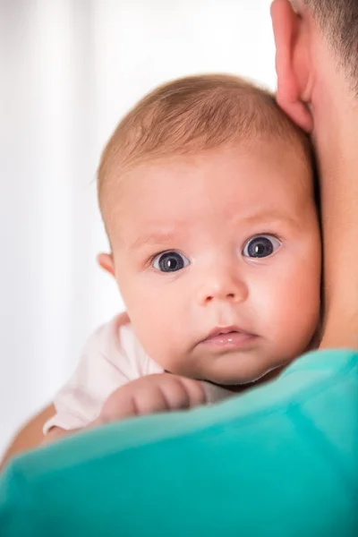 Pai e bebê — Fotografia de Stock