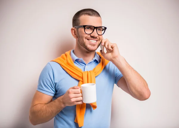 Man die koffie drinkt — Stockfoto