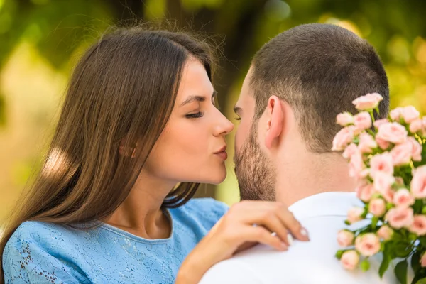 Älskade par på en dejt — Stockfoto