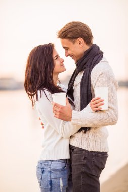 Sevgili bir çift randevuda.